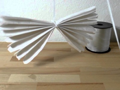 Pompons aus Seidenpapier - Bastelanleitung
