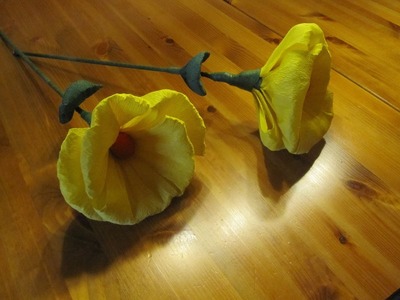 BASTELN MIT PAPIER: Blume aus Krepppapier basteln - Bastelideen Muttertag & Valentinstag