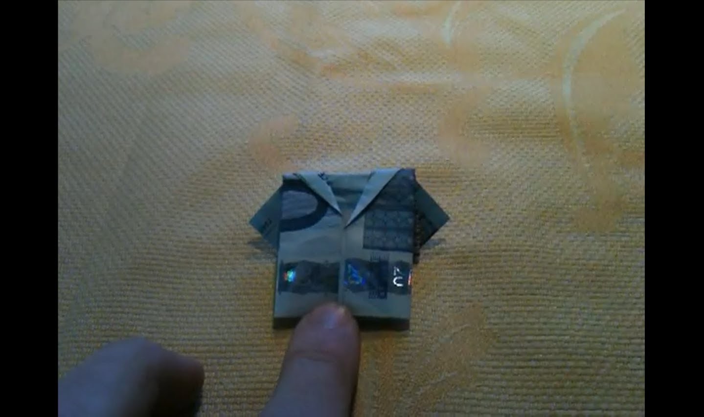 Geldjacke falten. Geldschein zu Hemd falten - Origami