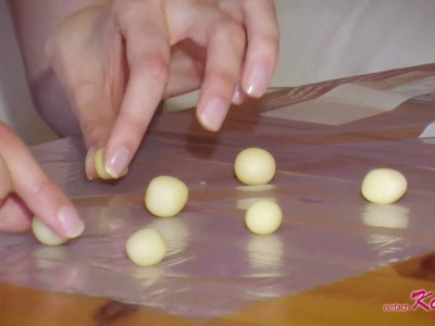 Marzipanrosen Röschen für den Kuchen selber machen Tortendekoration DIY Rosen