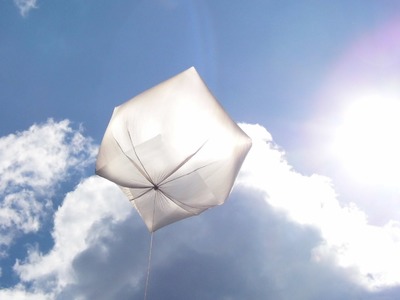 Solarballon "Sonnenwürfel" von Hot Air Craft (solar balloon Sun Cube), balao solar, ballon solaire