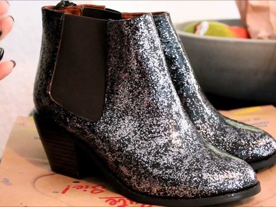 DIY: Glitter Ankle Boots