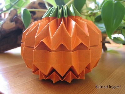 Origami Jack O´ Lantern how to fold a "Grid"