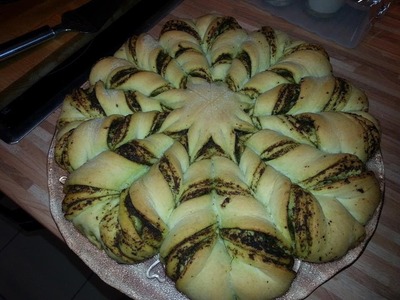 Pestobrot - Blumenbrot. Pestoblume