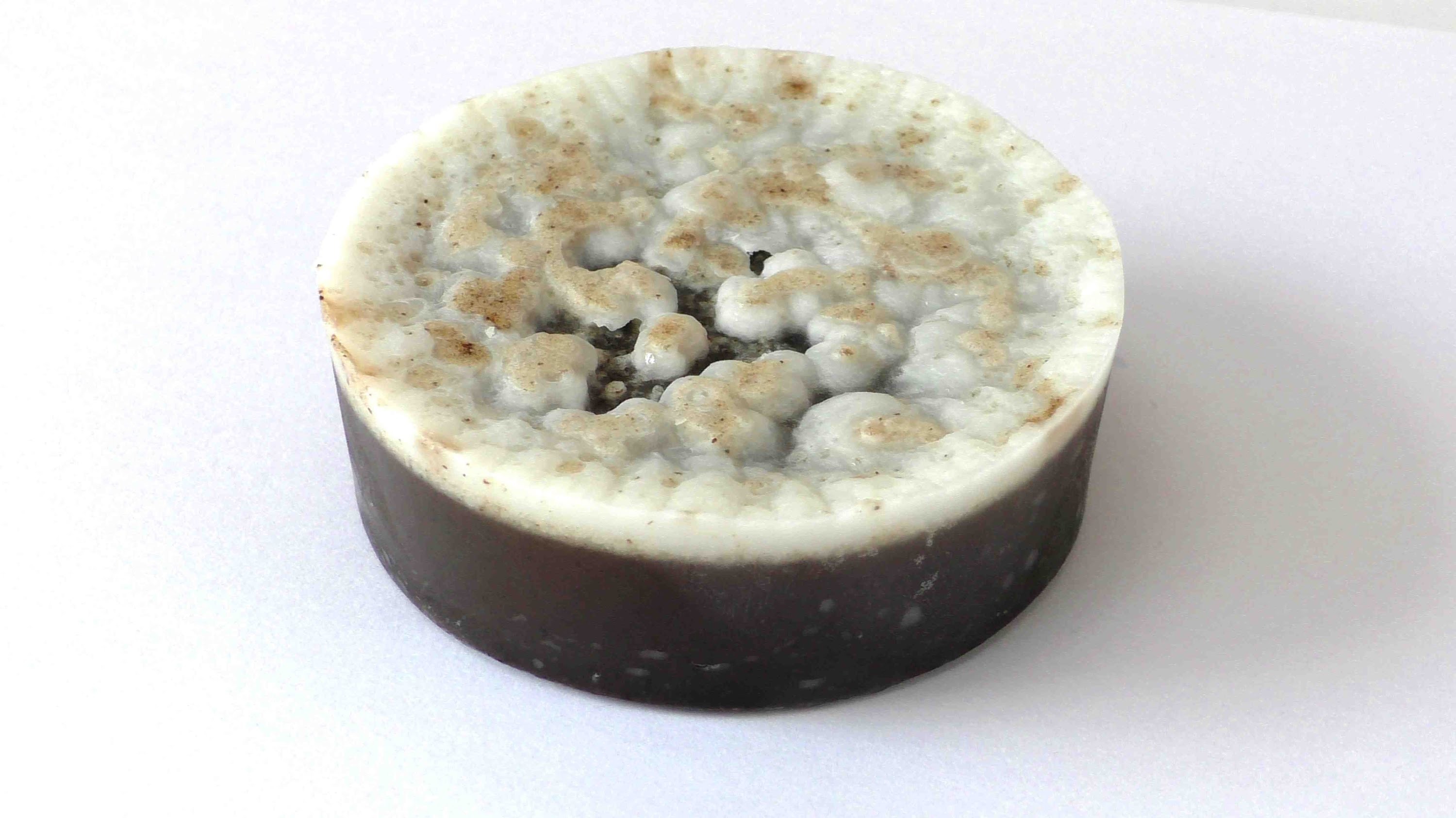 Peeling-Seife mit Kokos Vanille Duft selber machen. eigene Seife schnell und einfach