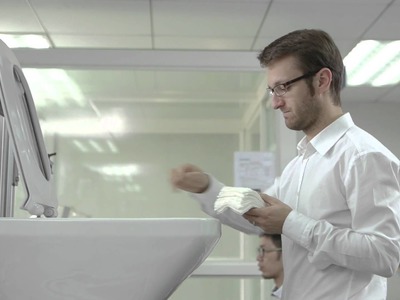 Festkörperspültest mit Toilettenpapier