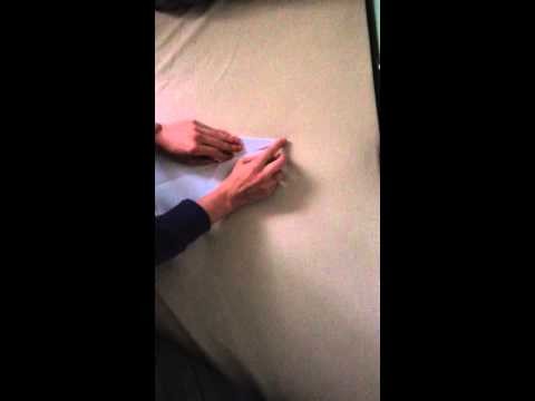 Einen Düsenjet Papierflieger basteln