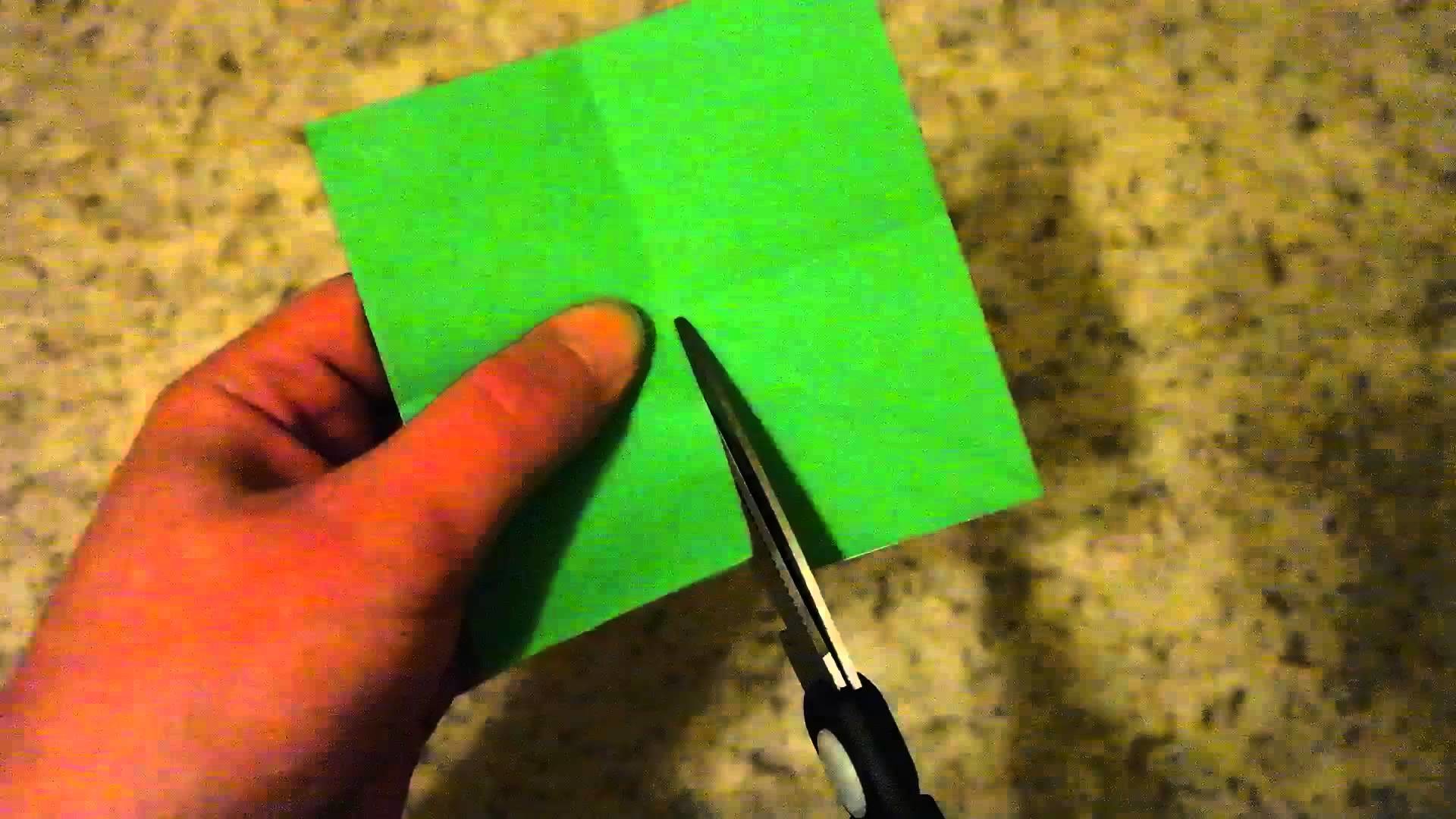 Kleines Buch aus Papier basteln