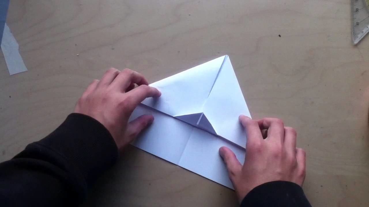 Papierflieger selbst basteln - Flugzeuge aus Papier falten