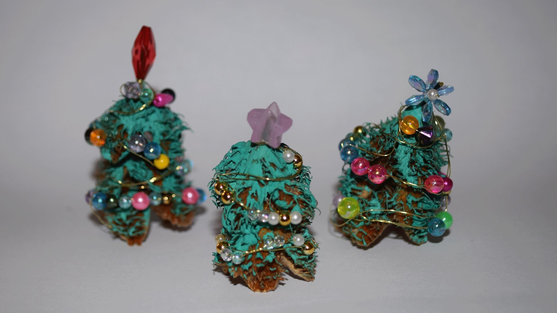 Buchecker Christbaum basteln