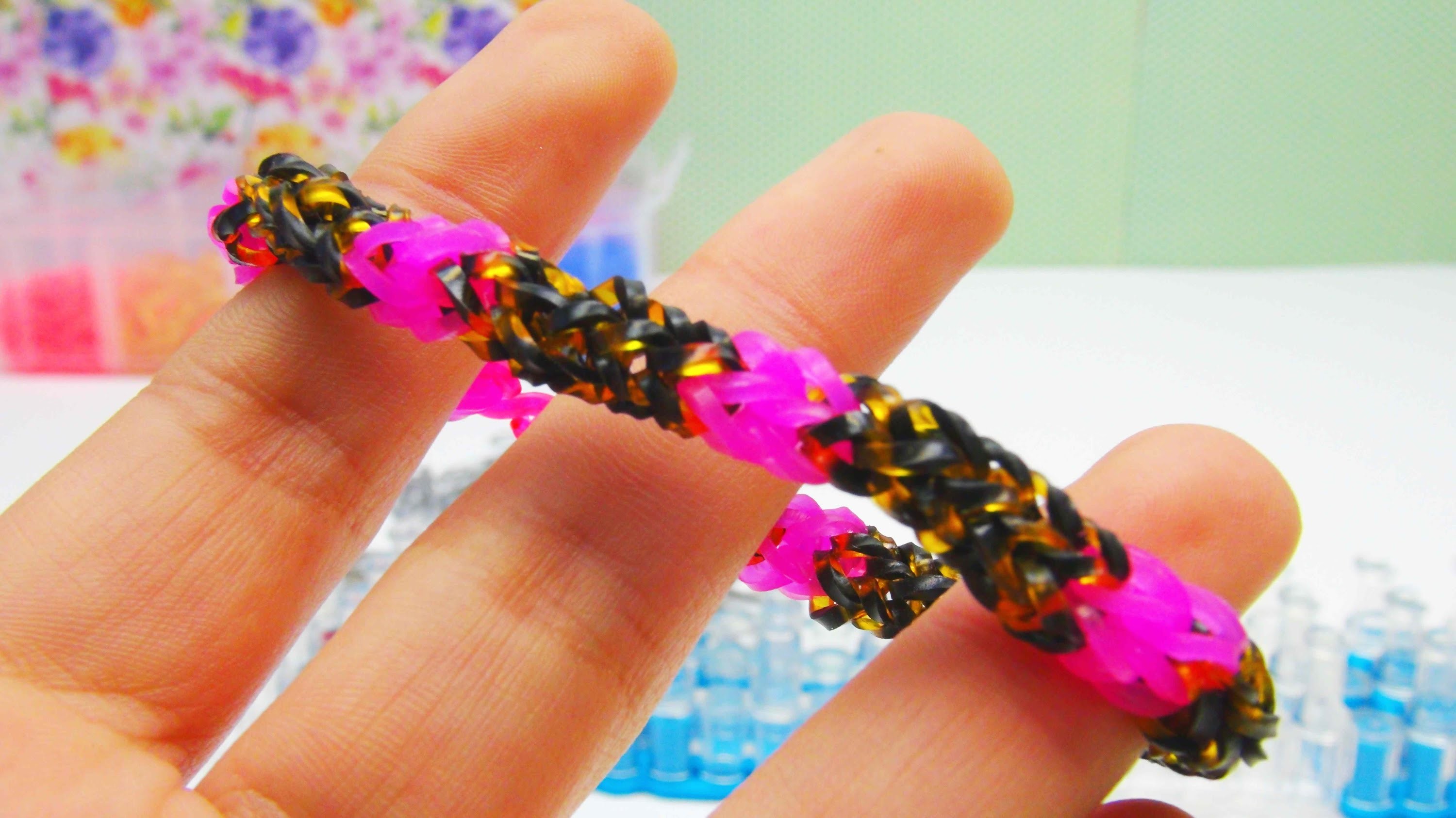 Rainbow Loom Single Bracelet. Armband on 3 PINS auf dem MonsterTail | deutsch