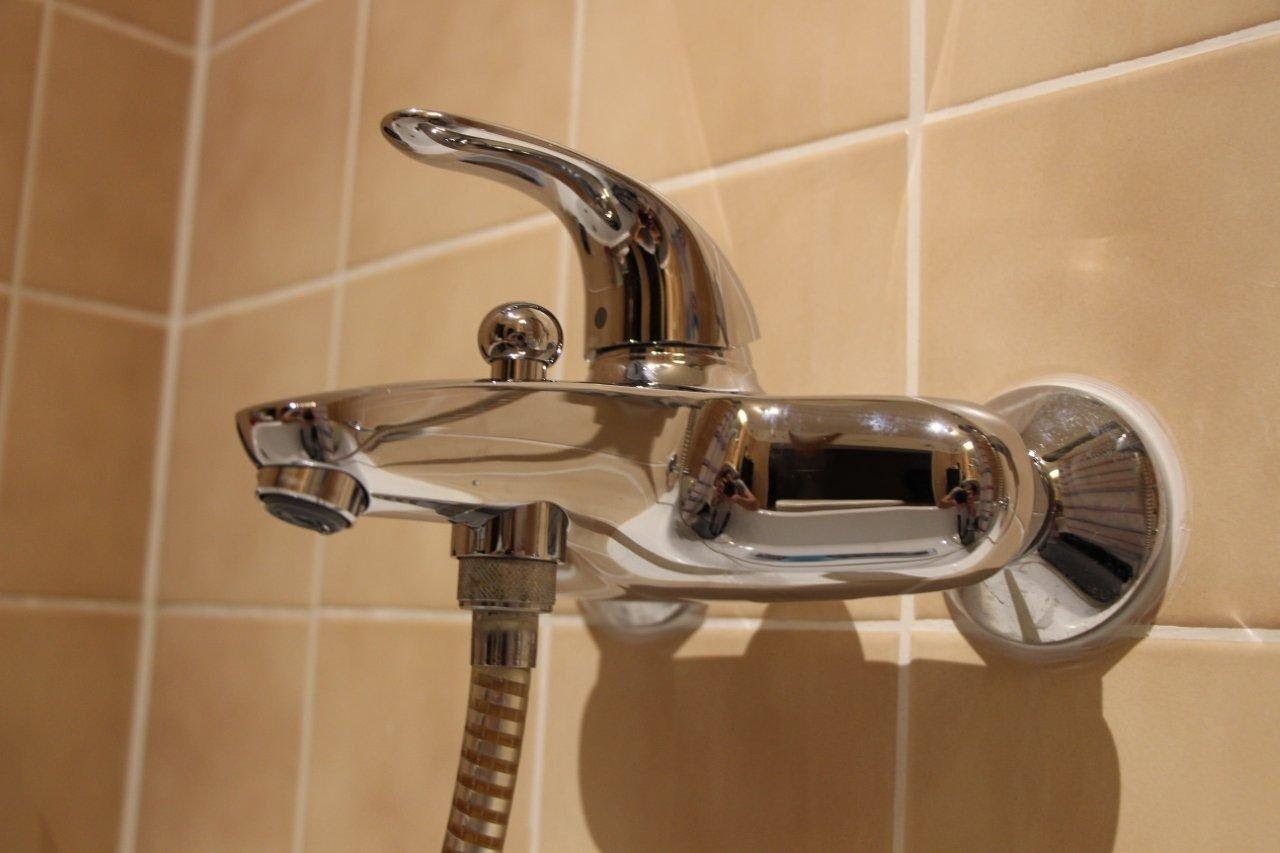 Montage Badezimmerarmaturen - NewWonder555