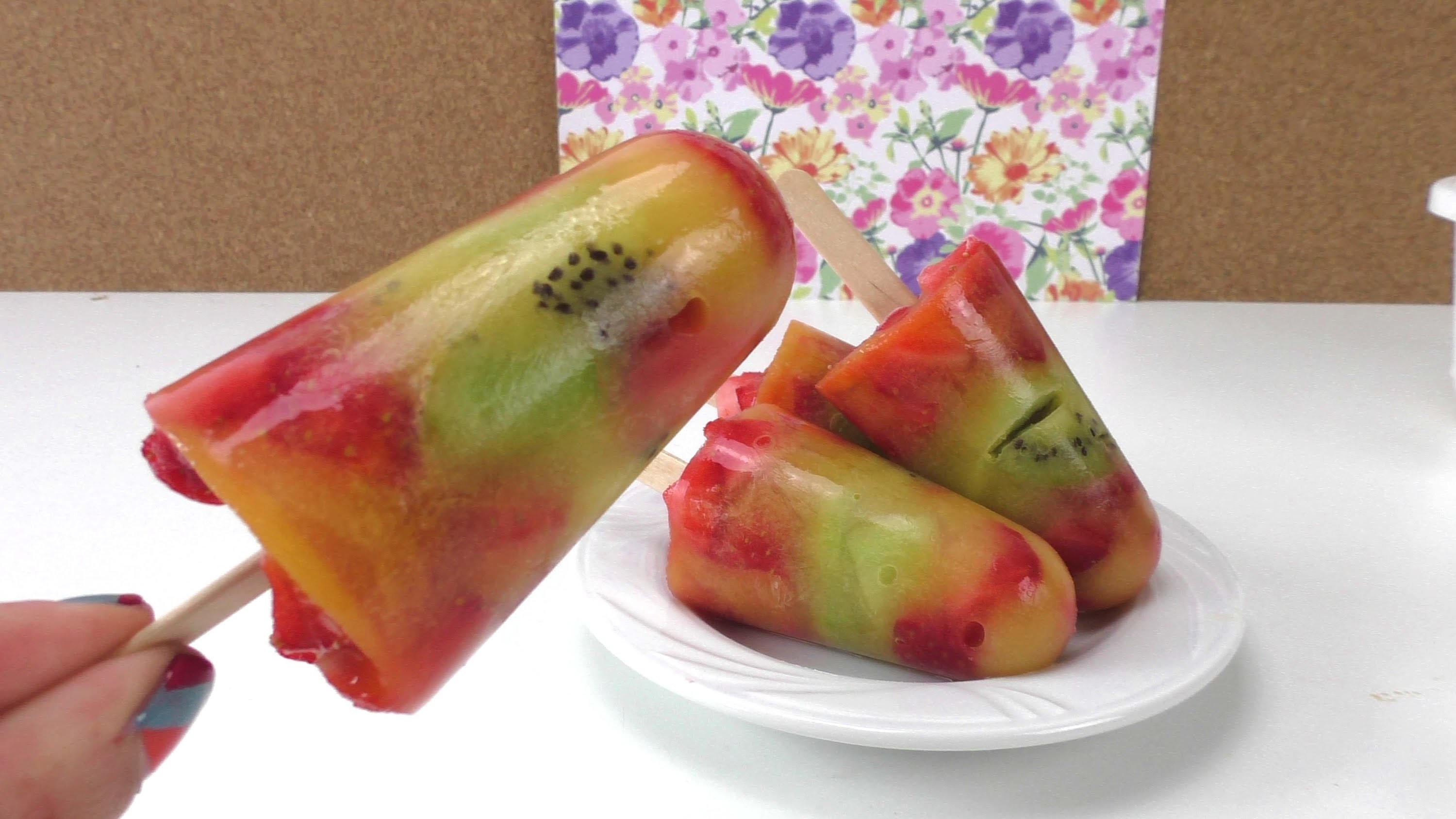 Eis mit Kiwi, Erdbeeren und O-Saft - DIY Früchte Eis - Eis am Stiel - lecker, einfach und gesund
