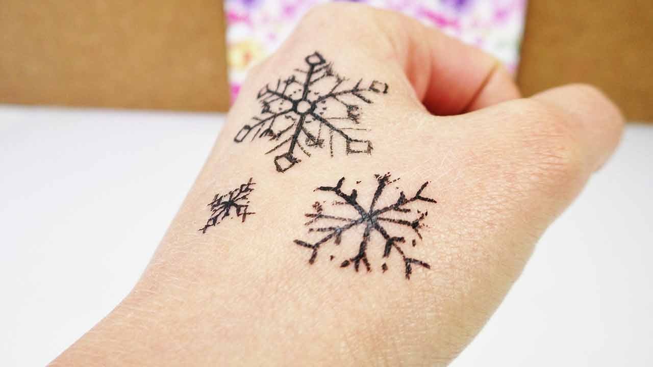 DIY Tattooideen für Winter | Schneeflocken Tattoo selber machen | Super einfache Methode