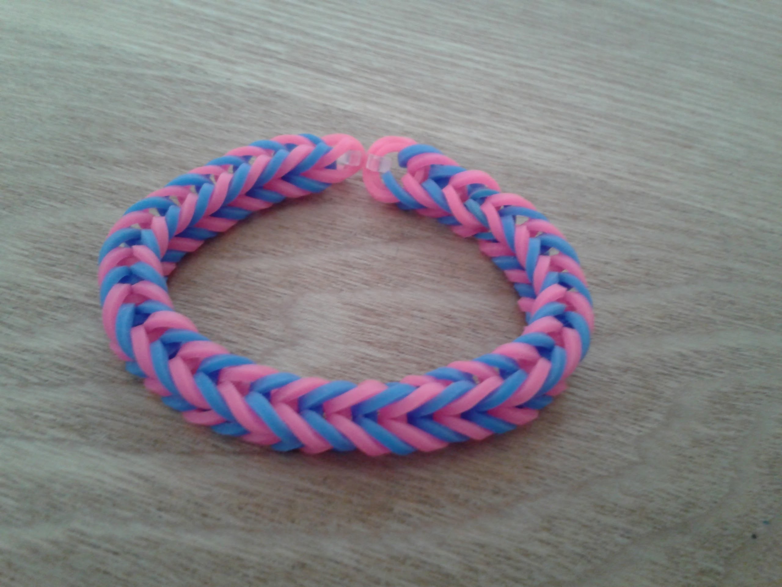 Rainbow Loom Fishgräten-Armband. Fishtail