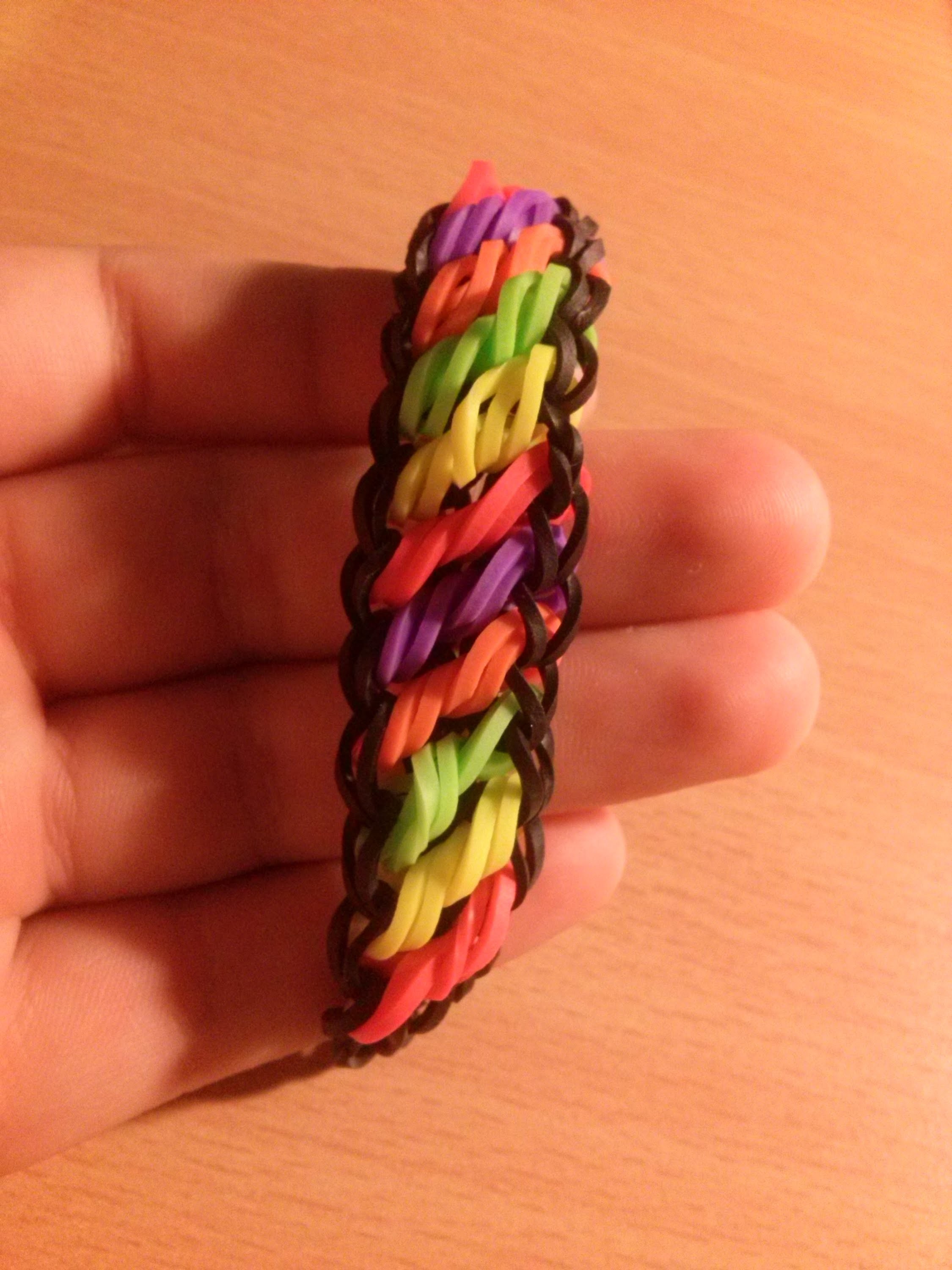 Rainbow Loom Rotini-Armband