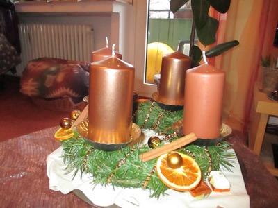 DIY weihnachtlichen Adventskranz selbst gebunden & gestaltet beziehungsweise dekoriert