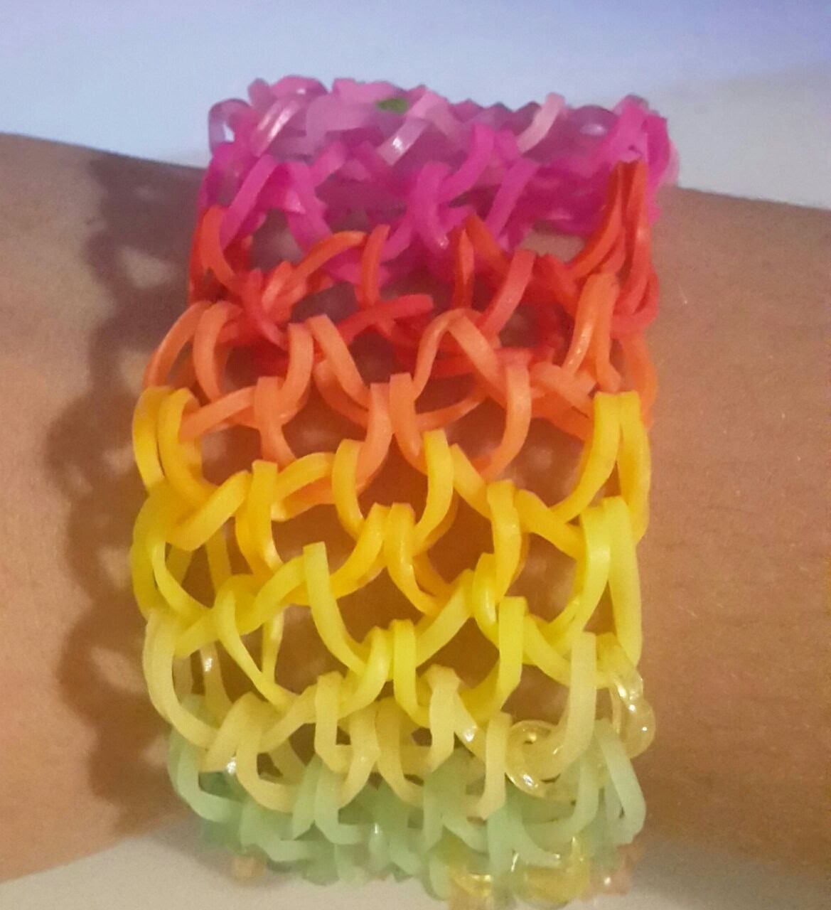 Rainbow loom Dragonscale armband