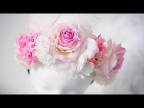 Wie macht man einen Blumen-Kopfschmuck (DIY)