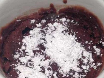 Einen Leckeren Mikrowellen-Schokoladenkuchen Backen - DIY Essen & Getränke - Guidecentral