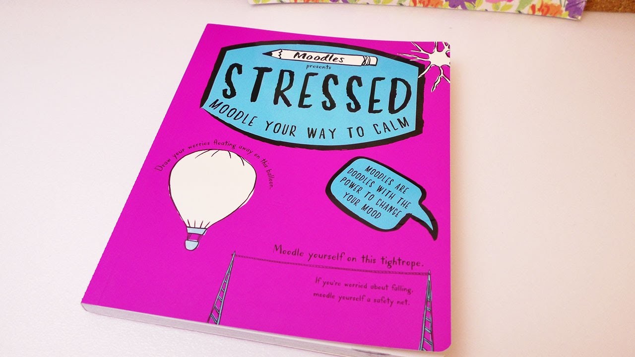 Buchvorstellung "Moodles Presents Stressed" | kreatives Buch gegen Stress | Neues Kritzelbuch
