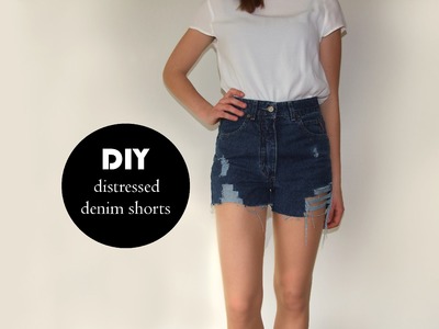 DIY - Distressed denim shorts | German
