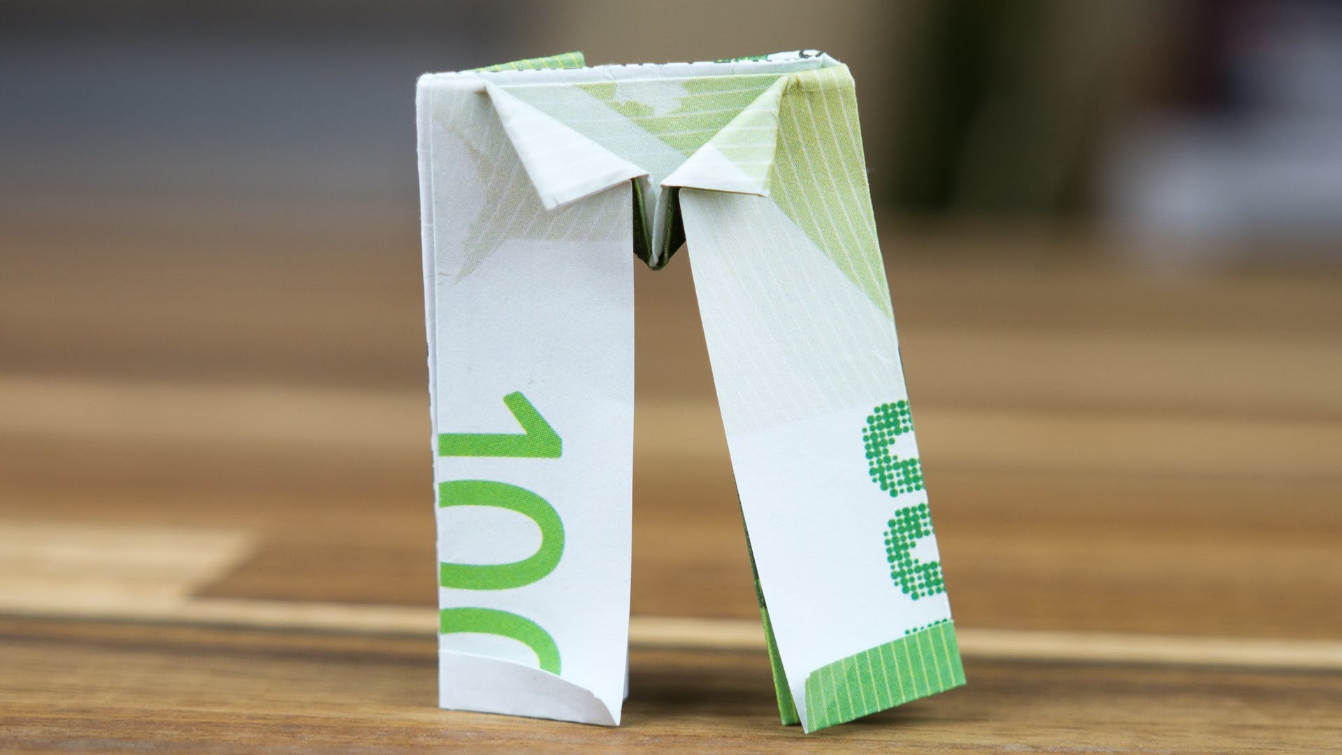 Geldgeschenk Idee: Geldschein Hose falten, Origami-Anleitung