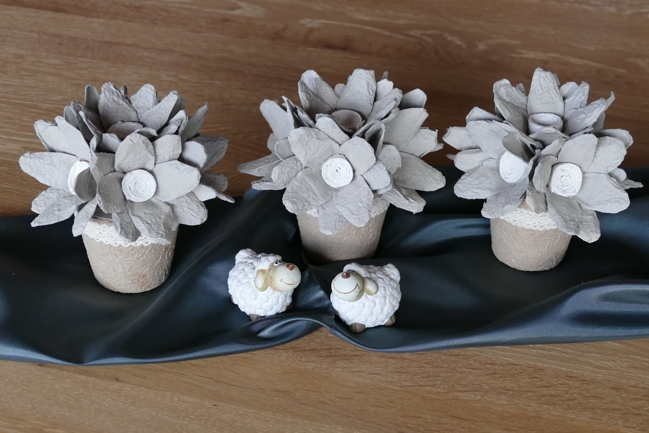 Blumen einfach basteln (flowers easy to make) aus Eierkarton, Wohn- und Tischdeko