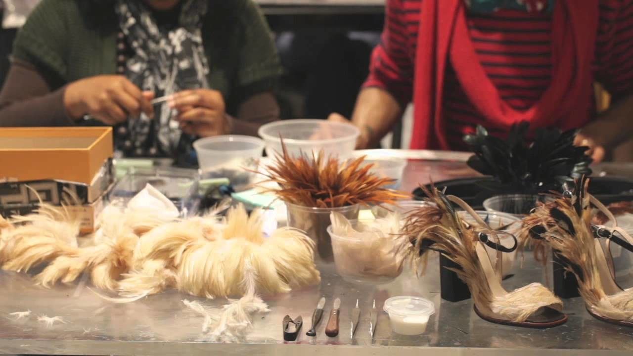 FALKE footprints. Paris: Die Suche nach Engelsflügeln