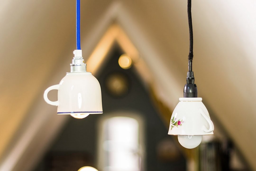 DIY Lampe: Design Lampe aus Tassen, Tassenlampe selbst gemacht