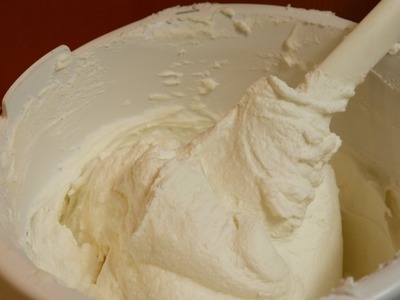 DIY Buttercreme selber machen für ROSEN + DEKORATION Rezept Torten dekorieren verzieren