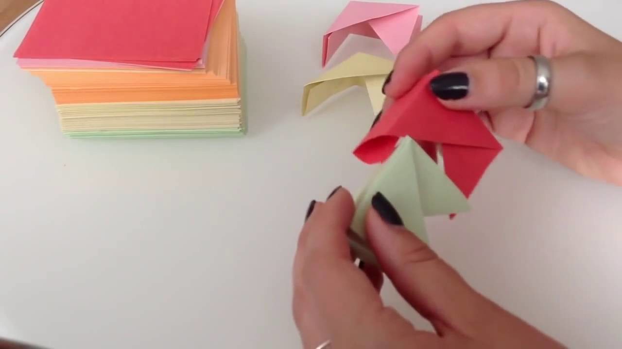 Quadratische Origamibox basteln Bastelanleitung für Papier Box