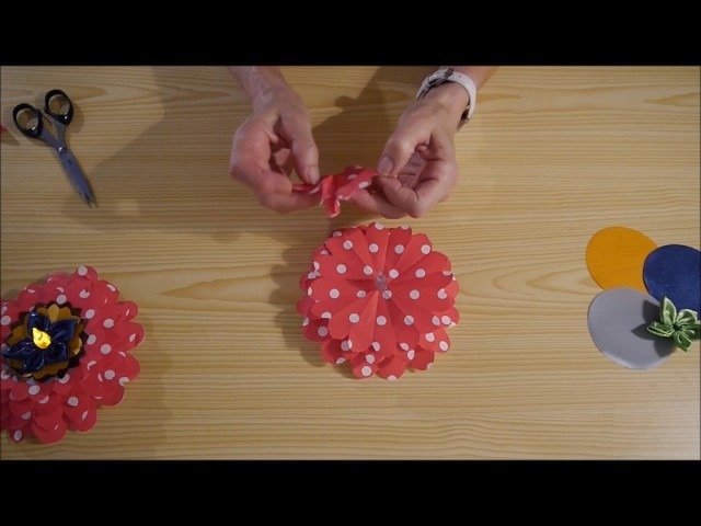 Serviettenblüten basteln mit Teelicht : für Weihnachten oder Geburtstage