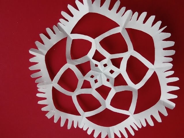 Anleitung - Papier-Schneeflocken oder  Schneesterne basteln. Ideen  für Weihnachtsdeko