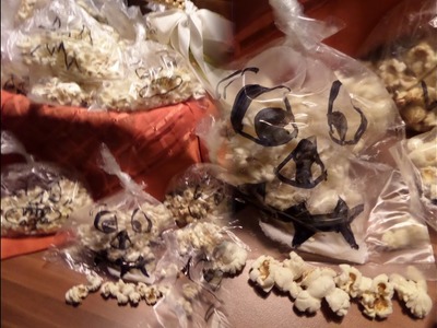 DIY  kekaplauderei : DIY Popcorn-Monster , kleine Geschenke mit Spaß,-für den Faschingsumzug,. 