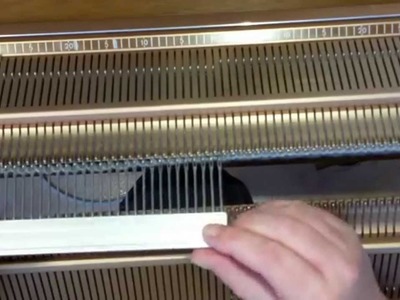 02 Singer zur Runde umhängen, Rundstricken