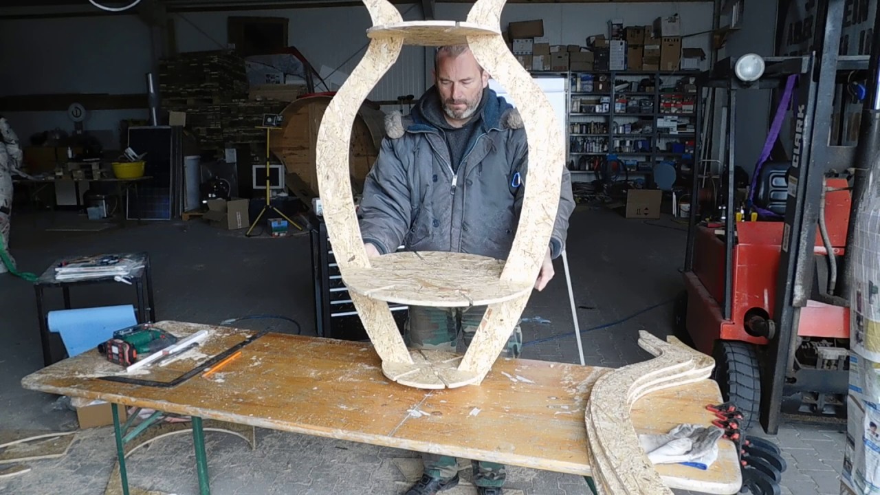 Pappmache Vase Teil 6    Vase 2.0 nimmt Formen an :-)