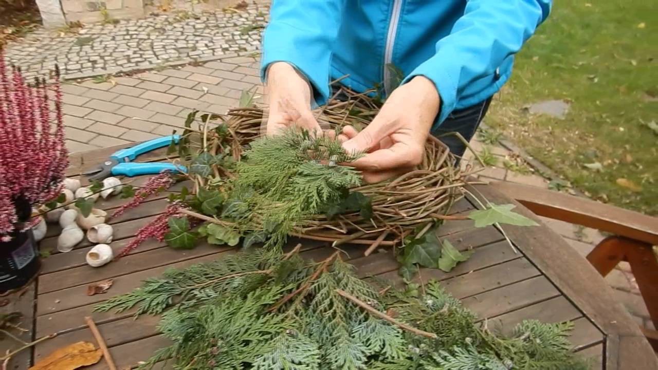 Herbstkranz mit Heidekraut und Efeu || SCHNELL & EINFACH