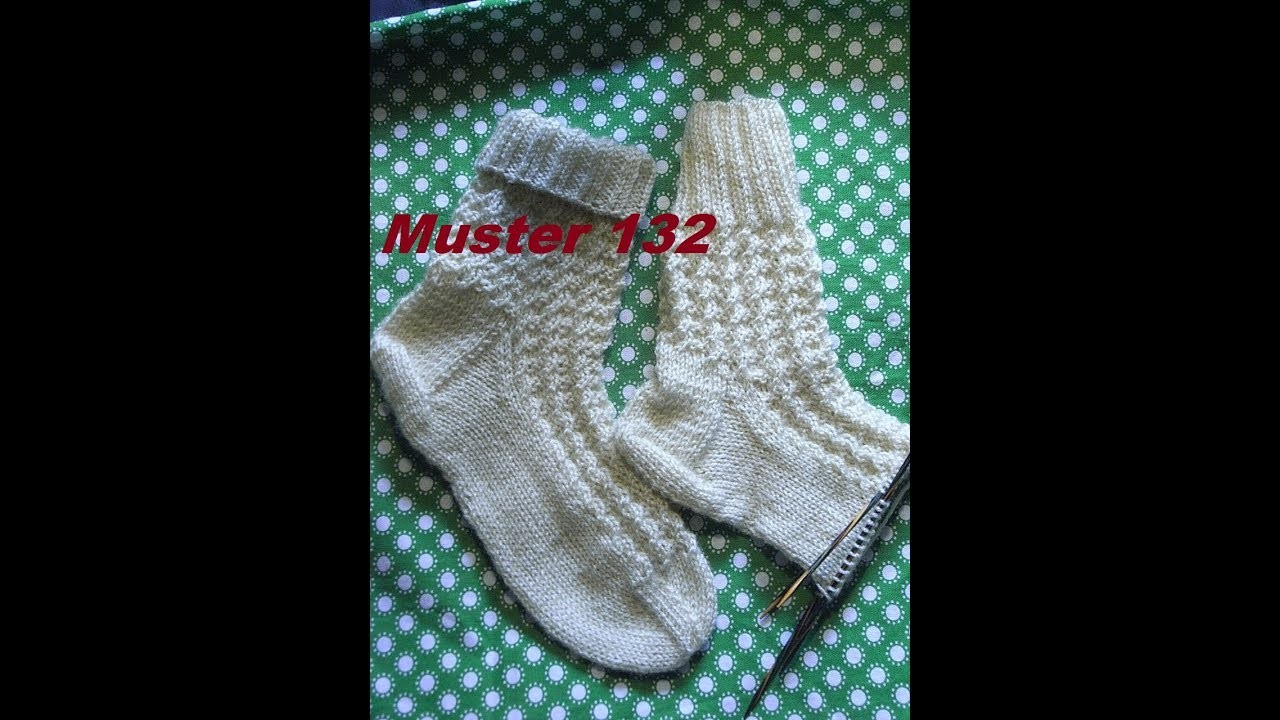 Socken mit Rosenzöpfchen Muster -123 -*Stricken mit Nadelspiel