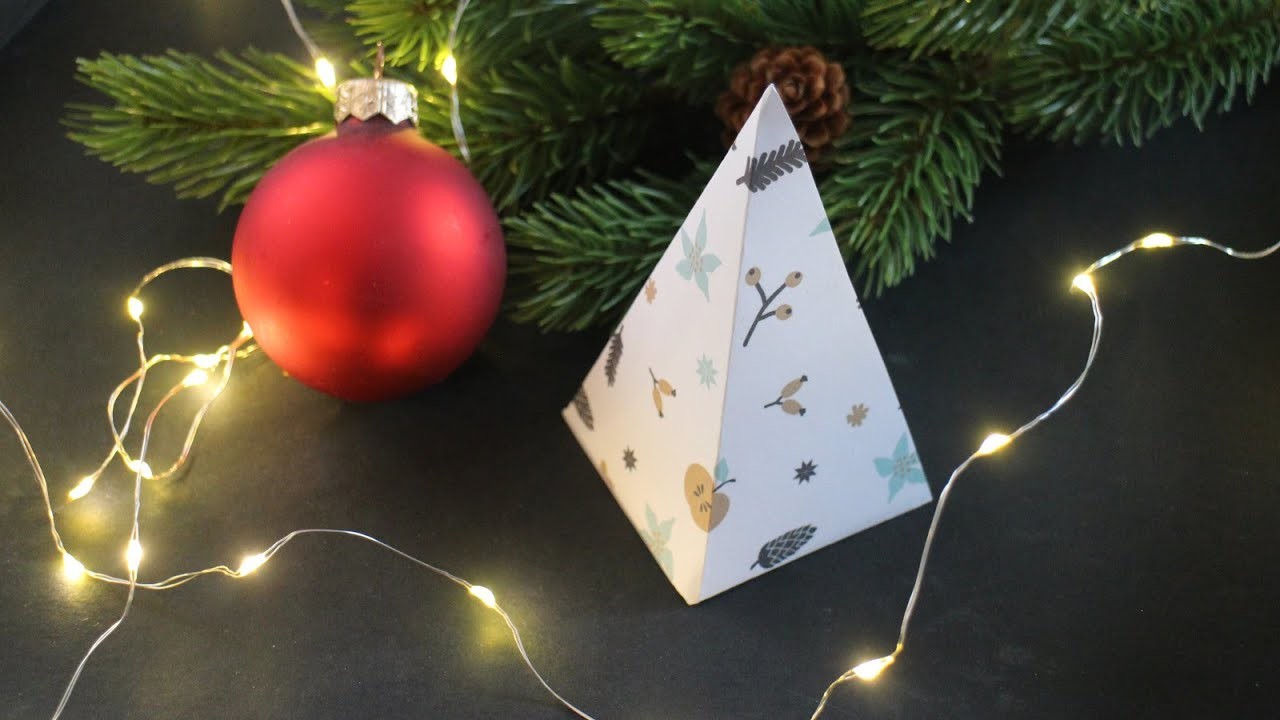 Basteln mit Papier: 'Tannenbaum' für Dekoration an Advent und Weihnachten [W+]