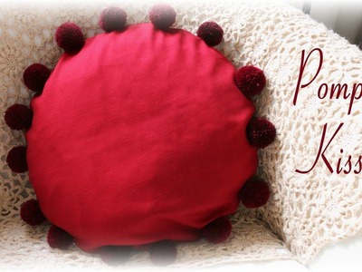 Pompom Kissen * DIY * Pom Pom Pillow