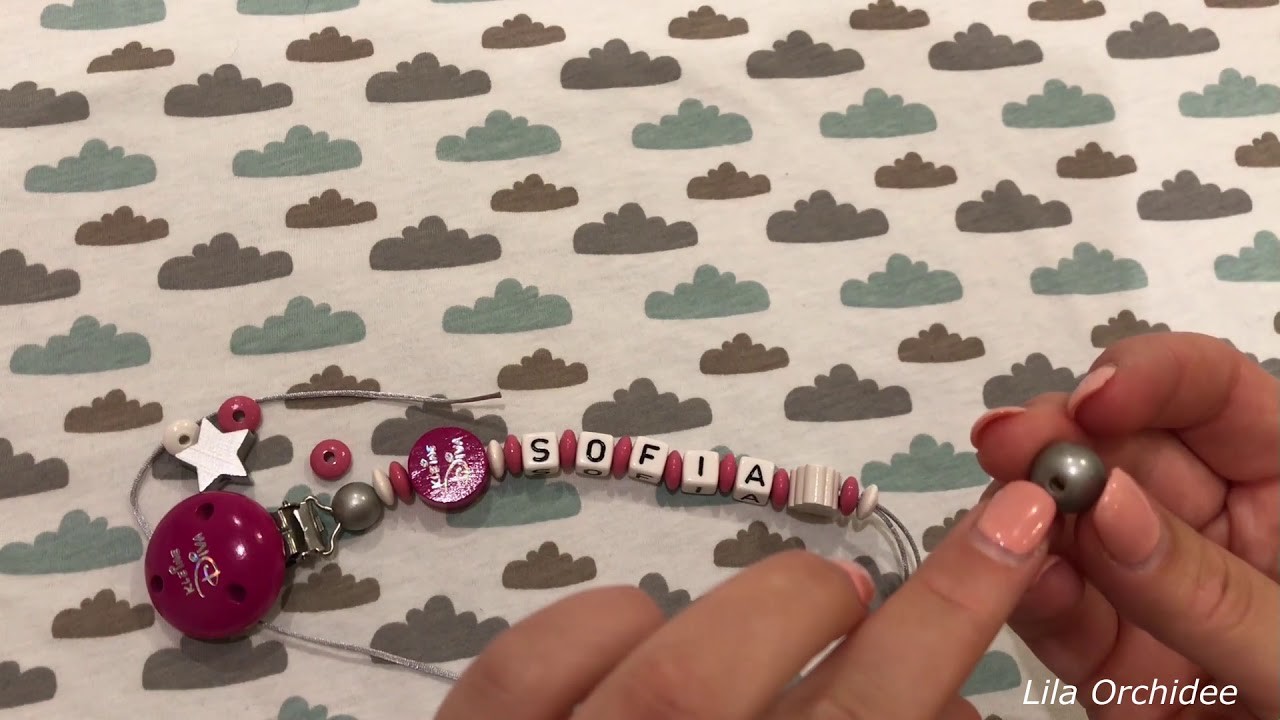 DIY Kleine Diva Schnullerkette selber gestalten mit Name Rassel