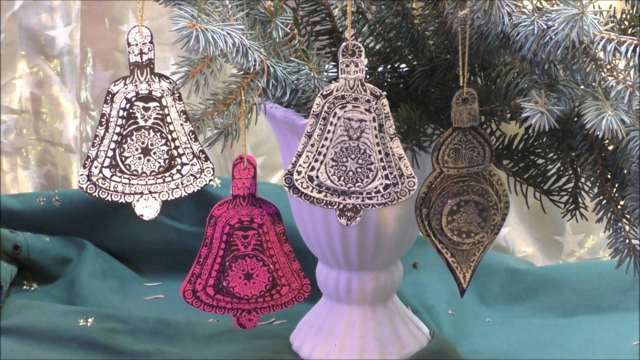 Weihnachtsbaumschmuck aus Papier in 3D Technik gemacht