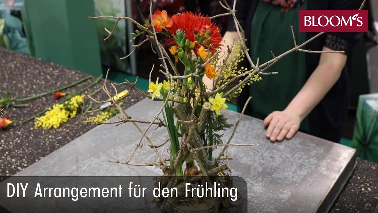 Arrangement für den Frühling | DIY Frühlingsdeko | spring decoration | BLOOM’s Floristik