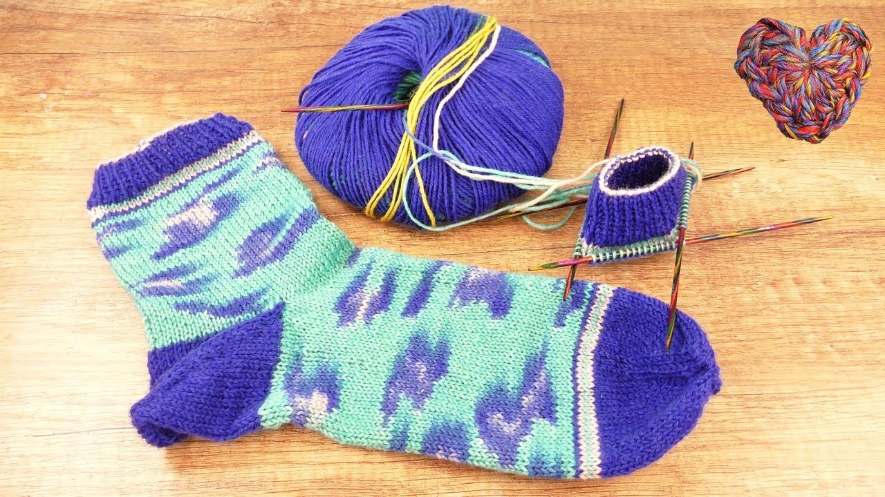 Meine ersten selbstgestrickten Socken! Ich lerne Socken stricken im Leo Muster | Wool and the Gang