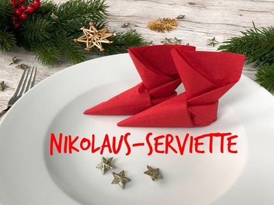 Servietten falten: Stiefel für Nikolaus und Weihnachten - Tischdeko