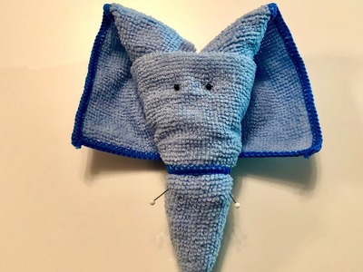 Geschenke selber machen- Elefant basteln mit einem Handtuch - a little towel elephant DIY ????