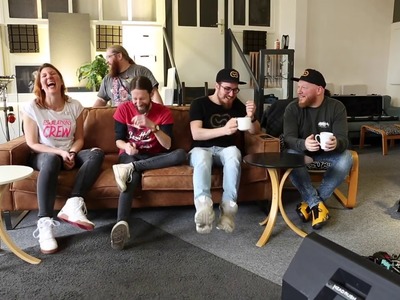 Wir machen alles neu! . oder so ähnlich. Doch am Bass bleibt ein B -    Herzlich willkommen Boris