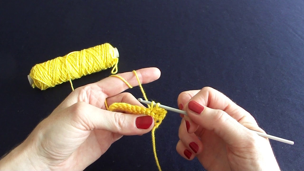 Feste Maschen: zweite Reihe Häkeln