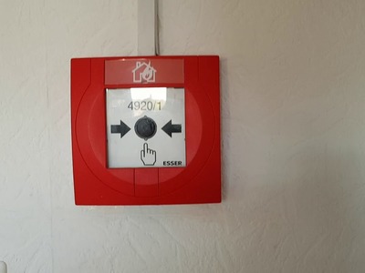 Feueralarm kleiner Systemtest | HSP Brandmeldetechnik